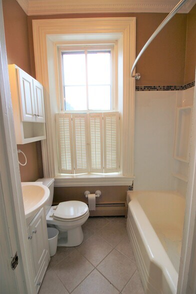 More Photos Of 344 Hodgson St, Oxford Apartments For Sale