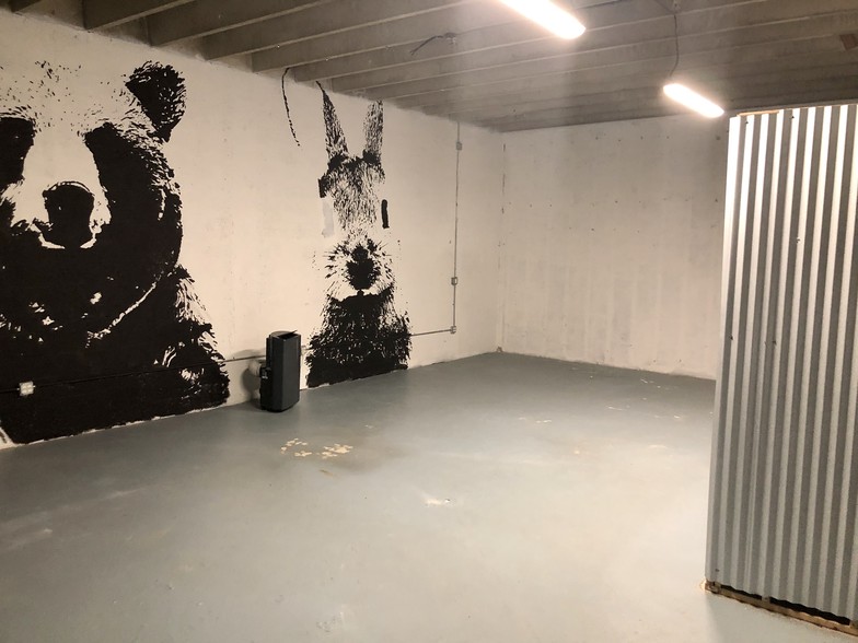 More Photos Of 1211 Okeechobee Rd, West Palm Beach Warehouse For Lease