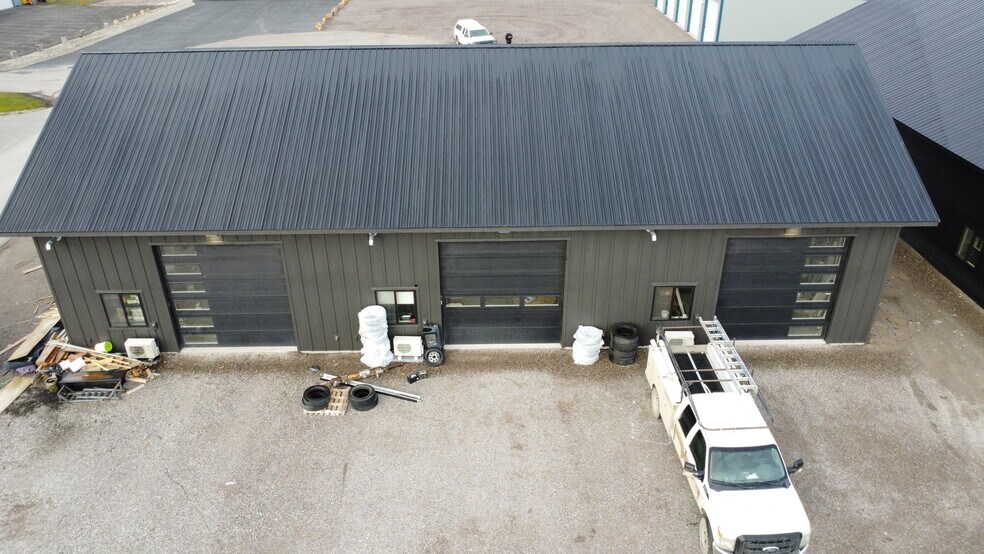 More Photos Of 77 Hunter Cir, Kalispell Industrial For Sale