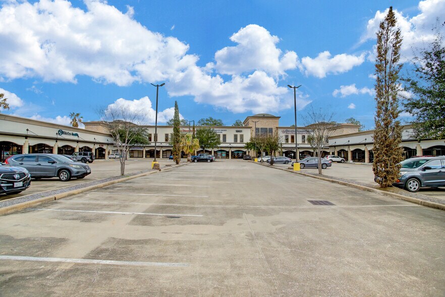 More Photos Of 10019 Main St, Houston Office For Lease