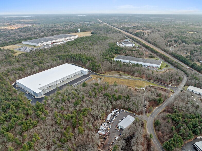 More Photos Of 150 Revolutionary Drive, East Taunton Warehouse For Lease
