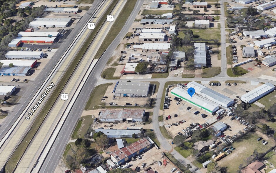 More Photos Of 1223 Crestdell Dr, Duncanville Warehouse For Lease