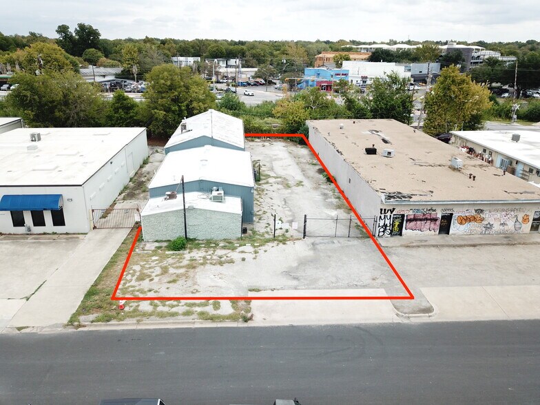 More Photos Of 620 Canion St, Austin Warehouse For Lease