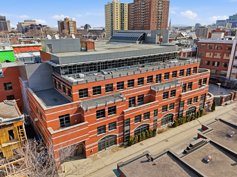 More Photos Of 3536 Boul Saint-Laurent, Montréal Office For Sale