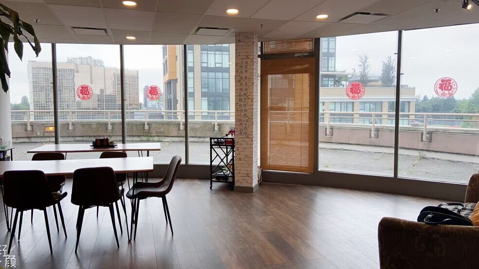 More Photos Of 8111 Anderson Rd, Richmond Office For Sale