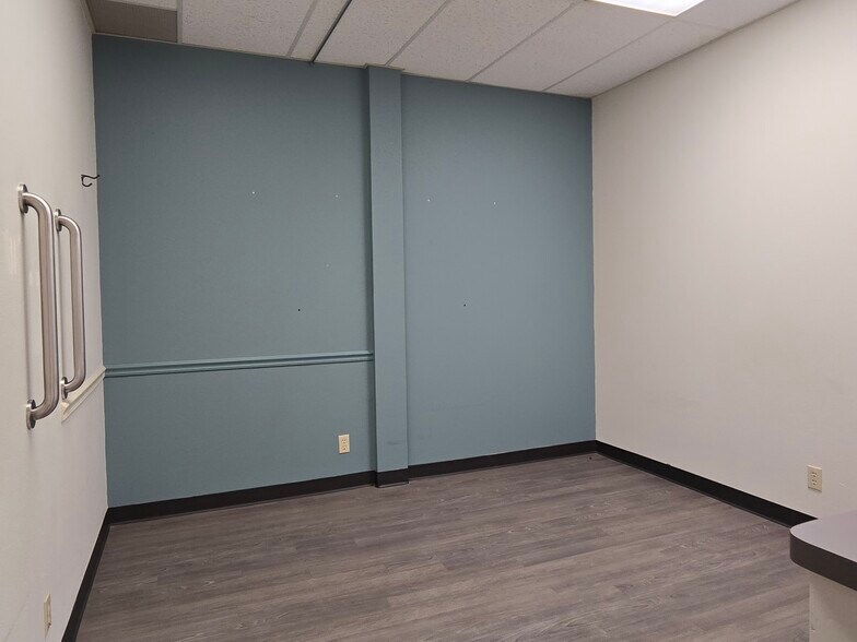 More Photos Of 4201 Camp Bowie Blvd, Fort Worth Medical For Lease