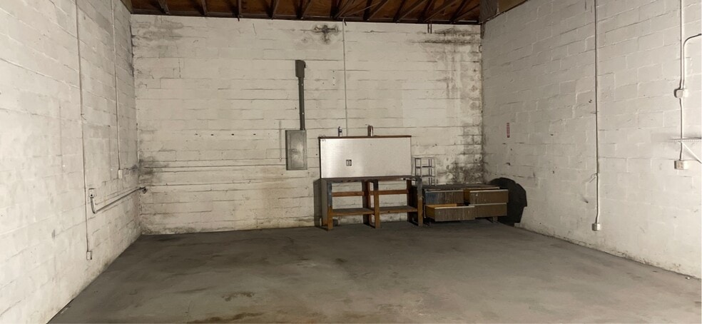 More Photos Of 4131 Lenox Ave, Jacksonville Warehouse For Lease