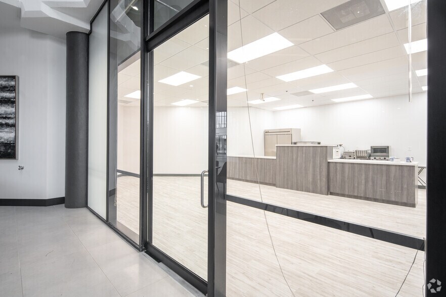 More Photos Of 500 N Central Expy, Plano Coworking Space