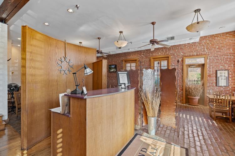 More Photos Of 215 Broadway St, Cottonwood Falls Hotel For Sale
