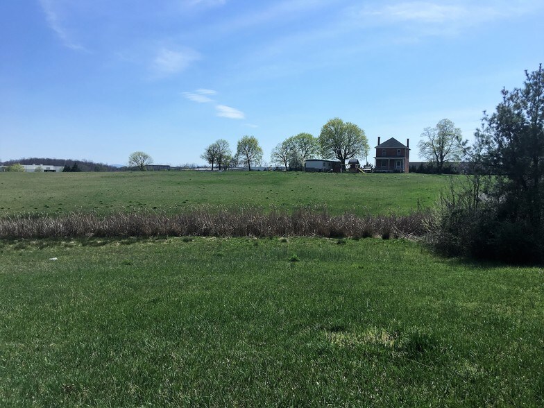 More Photos Of 368 Victory Rd, Winchester Land For Sale