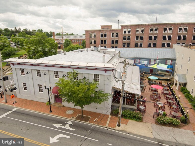 More Photos Of 121-125 E Piccadilly St, Winchester Restaurant For Sale
