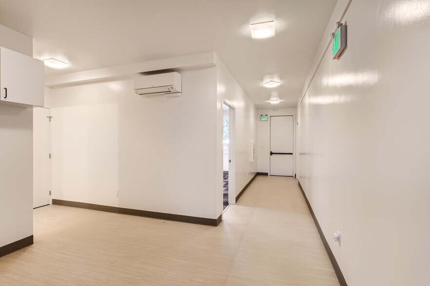 More Photos Of 124 Berkeley Ave, Molalla Medical For Sale