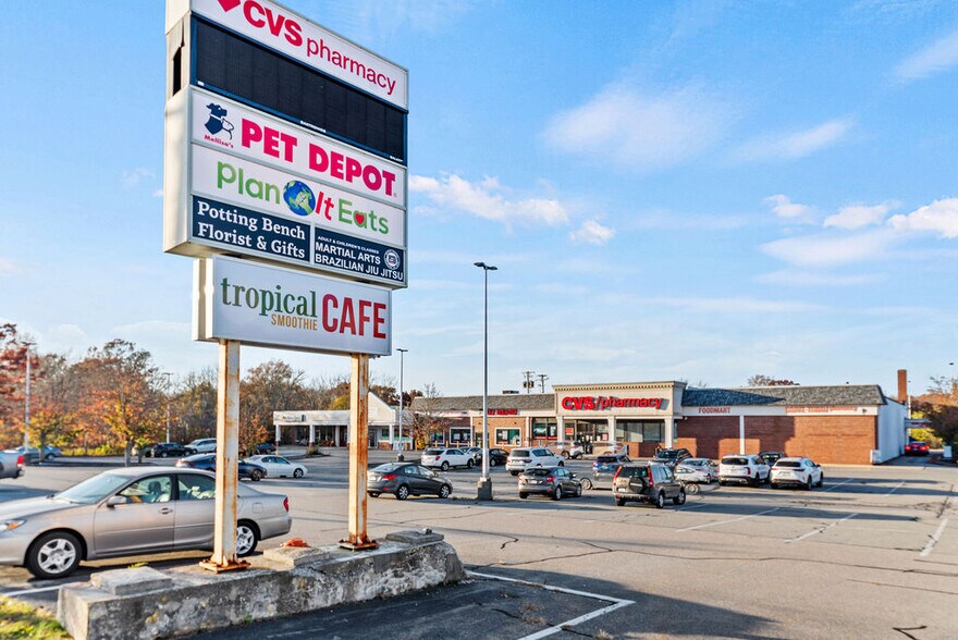 More Photos Of 2 Sarahs Way, Fairhaven Unknown For Lease