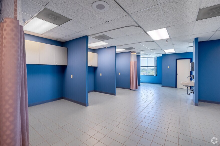 Photo of 4th Floor Ste 402