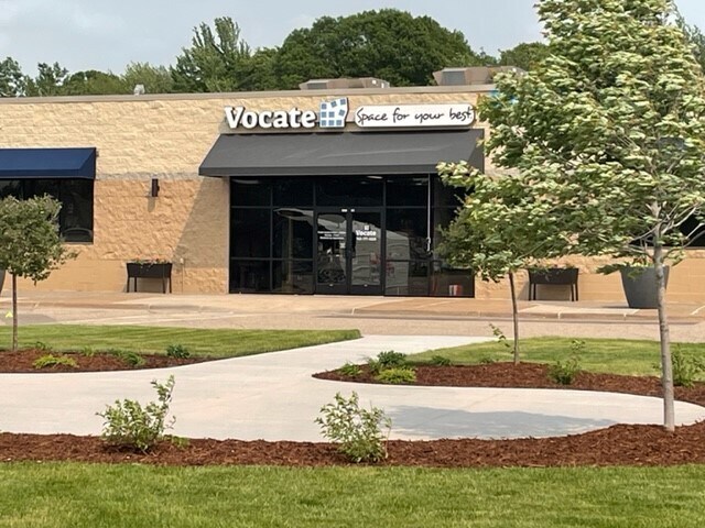 More Photos Of 17565 Central Ave NE, Ham Lake General Retail For Lease