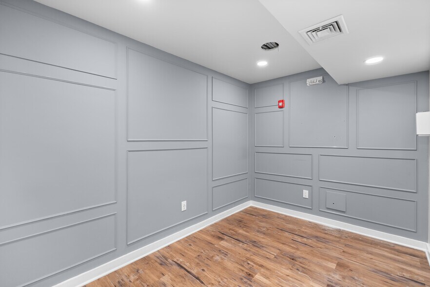 More Photos Of 263 Grand St, Jersey City Apartments For Lease