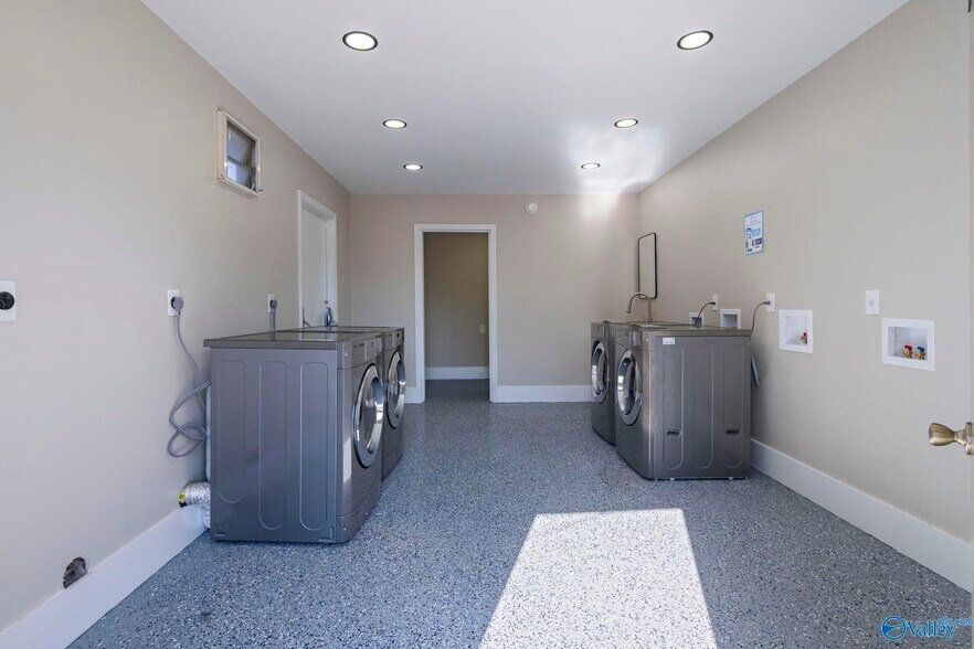 More Photos Of 3004 Clopton St, Huntsville Apartments For Sale