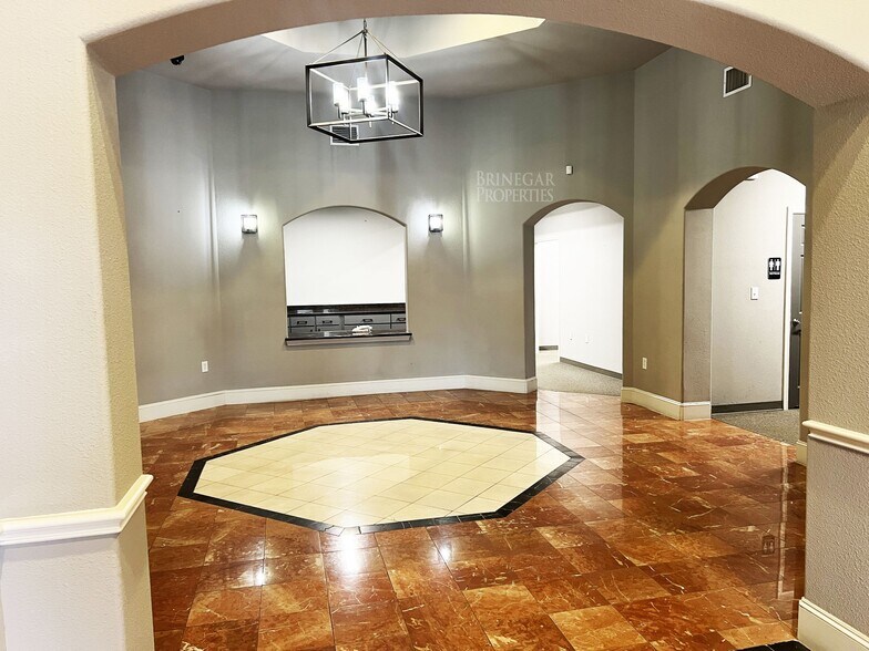 More Photos Of 2900 Jazz St, Round Rock General Retail For Sale