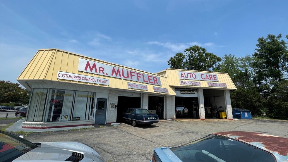 More Photos Of 2285 Crain Hwy, Waldorf Auto Repair For Sale