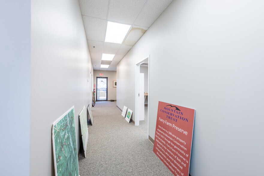 More Photos Of 12 Sammy McGhee Blvd, Jasper Medical For Sale