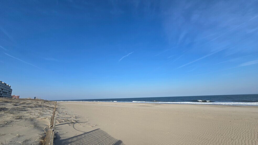 More Photos Of 5906-5908 Coastal Hwy, Ocean City Apartments For Sale
