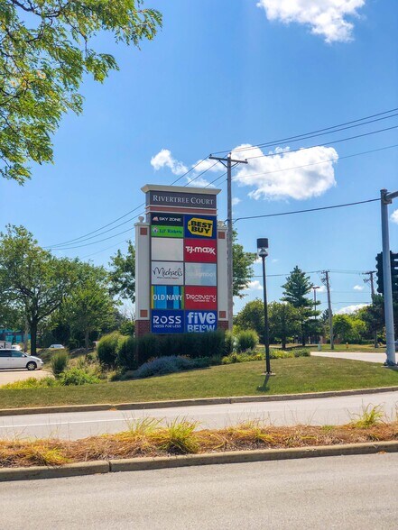 More Photos Of 701 N Milwaukee Ave, Vernon Hills Unknown For Lease