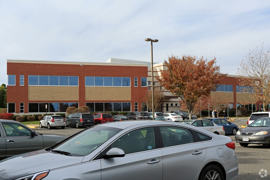 More Photos Of 9400 Innovation Dr, Manassas Office For Lease