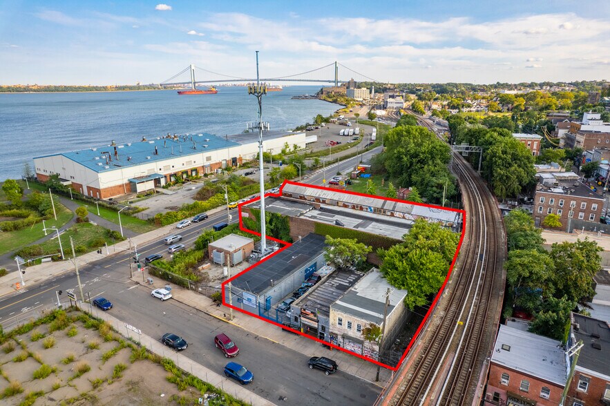 More Photos Of 450 Front St, Staten Island Land For Sale