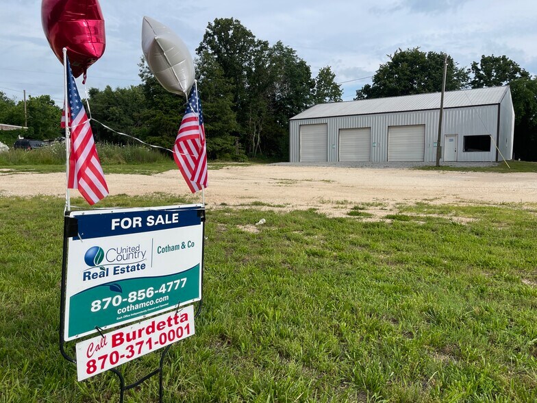 More Photos Of 6906 62/412 Highway, Viola Auto Repair For Sale