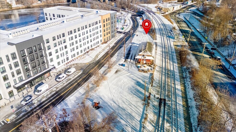 More Photos Of 30 Railroad Ave, Haverhill Restaurant For Sale