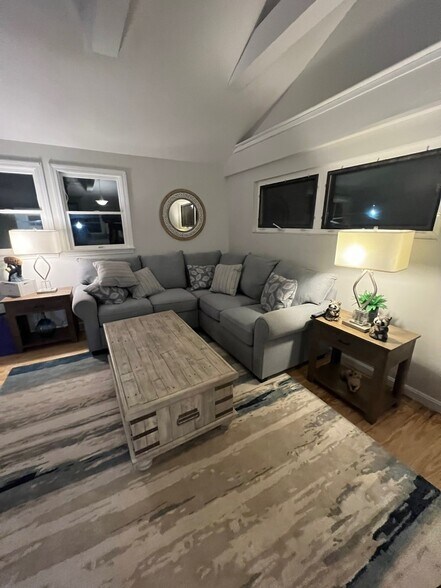 More Photos Of 574 Main St, Hyannis Storefront Retail Residential For Sale