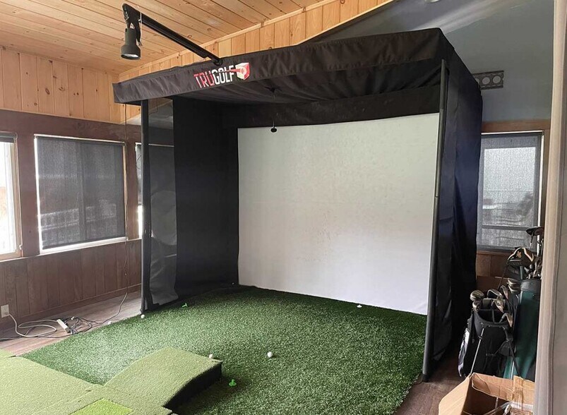 More Photos Of 183 Main St, Haydenville Golf Course Driving Range For Sale