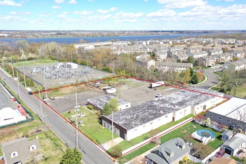 Primary Photo Of 460-464 N Randolph Ave, Cinnaminson Warehouse For Lease