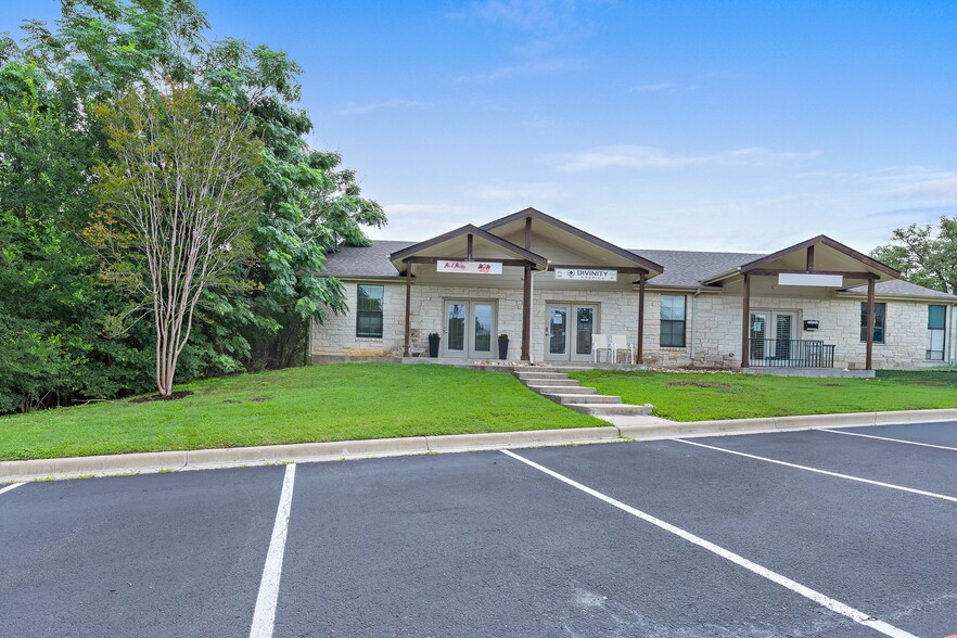 More Photos Of 3000 Joe Dimaggio Blvd, Round Rock Medical For Sale