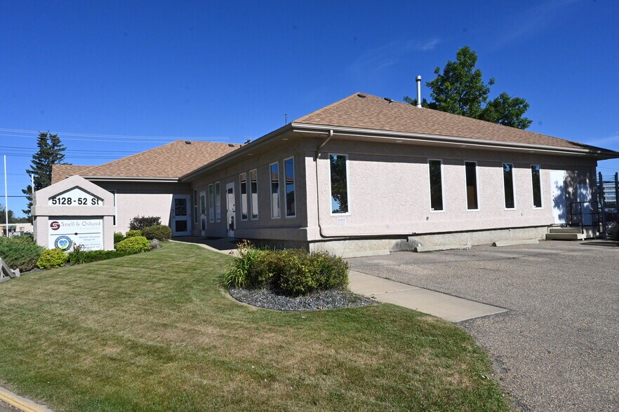 More Photos Of 5128 52nd St, Red Deer Office For Lease