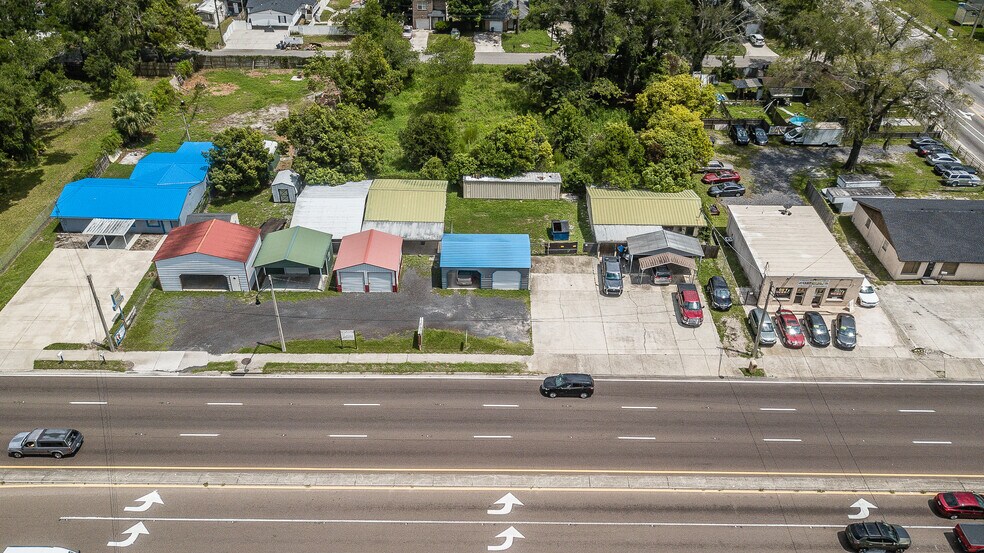 More Photos Of 8225 103rd St, Jacksonville Freestanding For Sale
