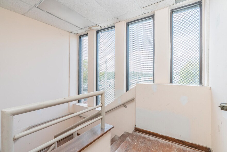 More Photos Of 7131 NW 26th Ave, Miami Warehouse For Sale