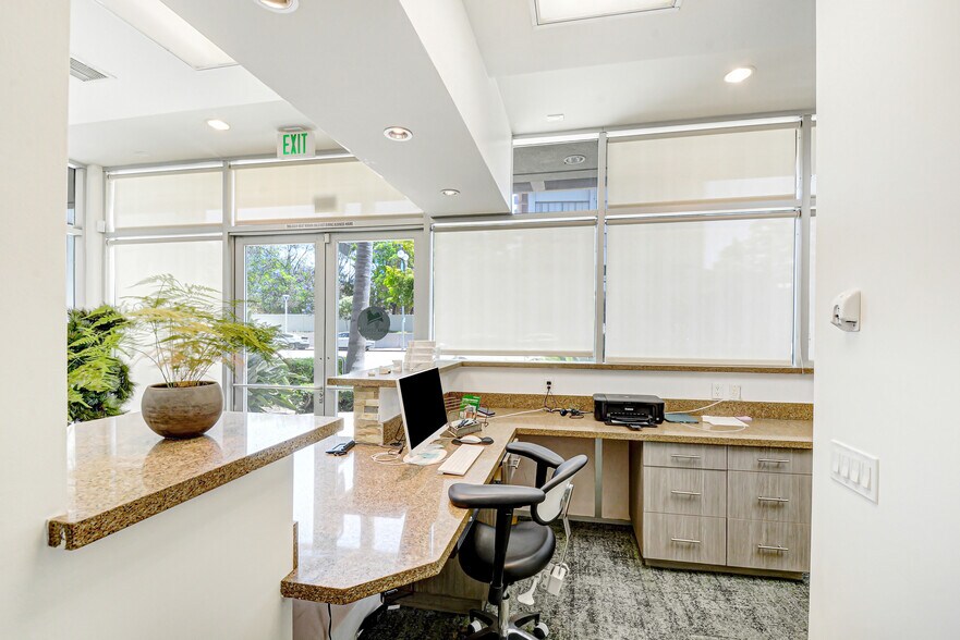 More Photos Of 261-269 S San Pedro St, Los Angeles Apartments For Sale