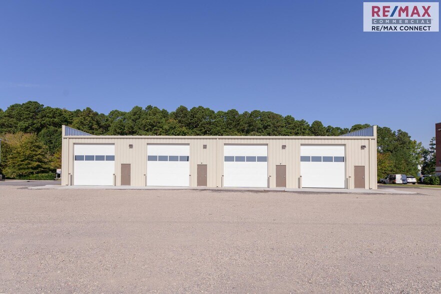 More Photos Of 6420 Enterprise Court, Gloucester Industrial For Lease