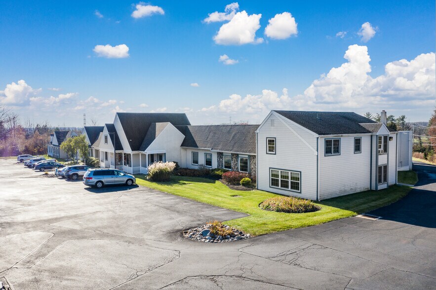 More Photos Of 2288 2nd Street Pike, Newtown Office For Lease