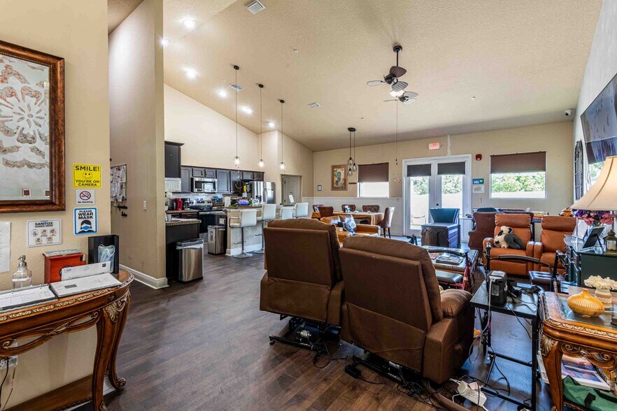 More Photos Of 13031 Partridge St, Spring Hill Assisted Living For Sale
