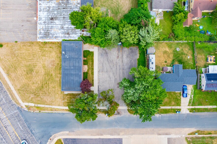 More Photos Of 1516 Trimble Ave, Kalamazoo Office For Sale