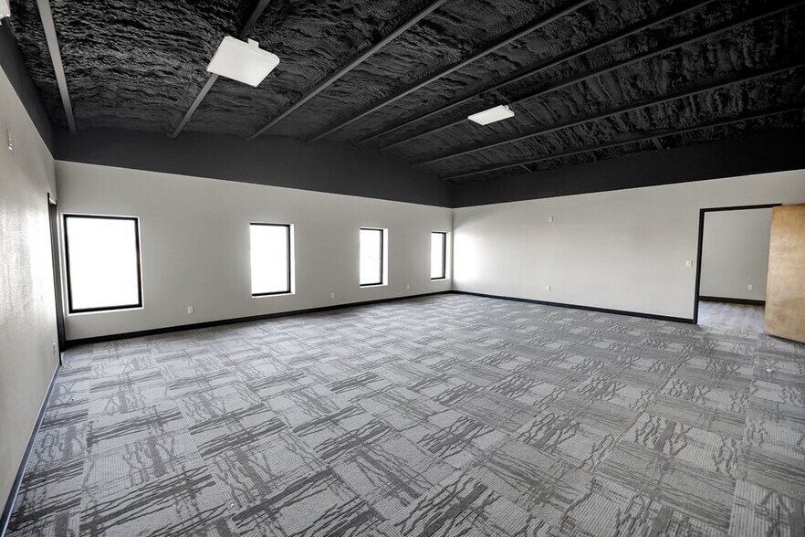 More Photos Of 2466 N FM 1936, Odessa Warehouse For Lease