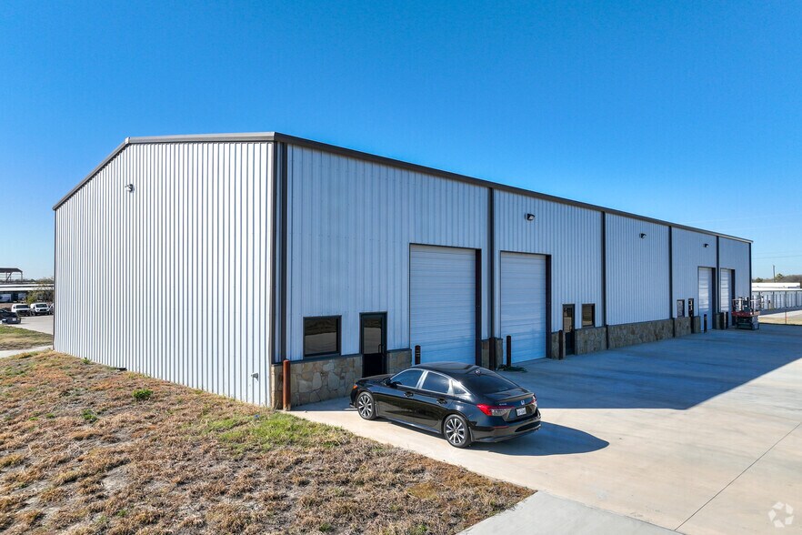 Primary Photo Of 3044 Jessica Dr, Alvarado Industrial For Lease