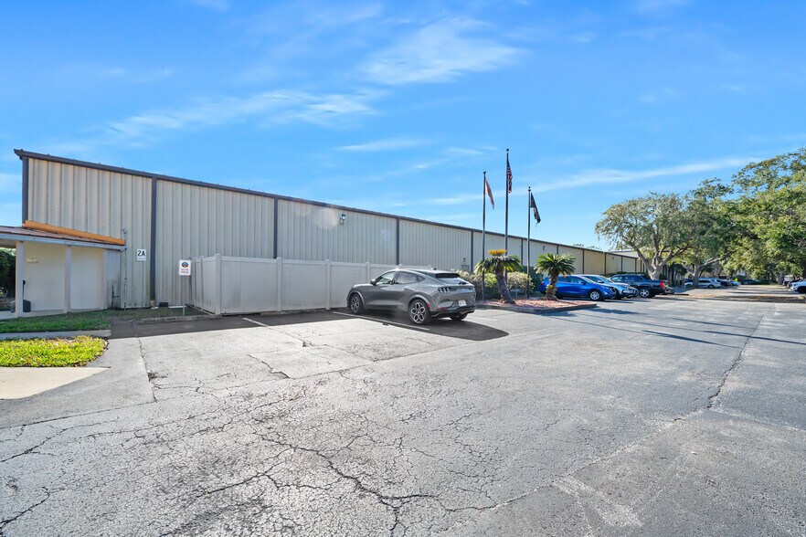 More Photos Of 2 Sunshine Blvd, Ormond Beach Light Distribution For Lease