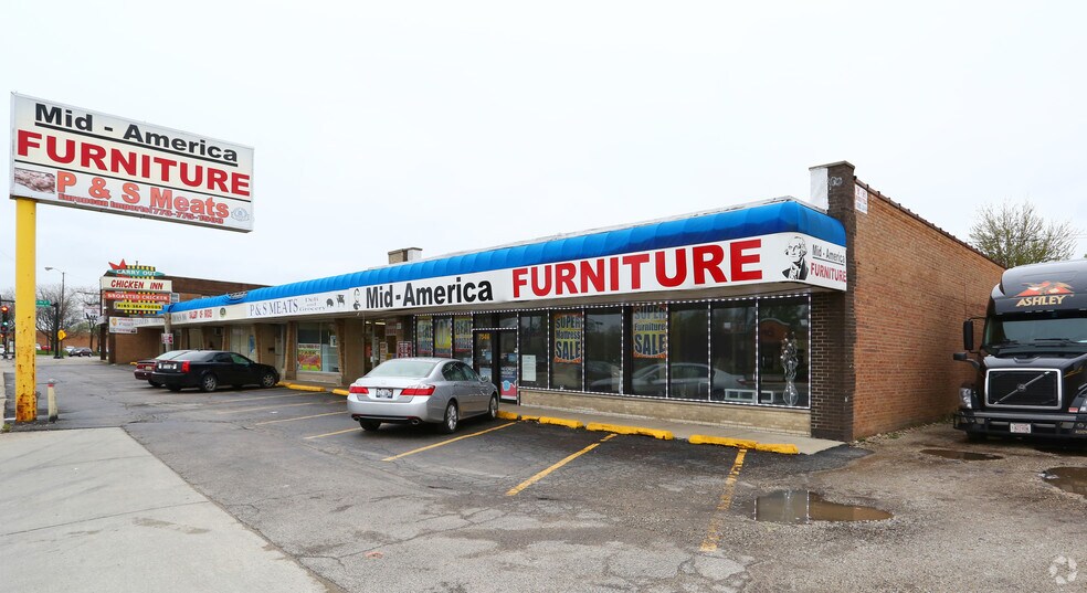 More Photos Of 7532-7550 N Milwaukee Ave, Chicago General Retail For Lease