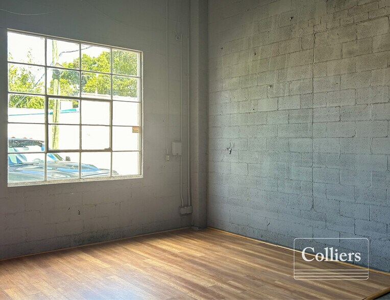 More Photos Of 2222 Sumter St, Columbia Warehouse For Lease