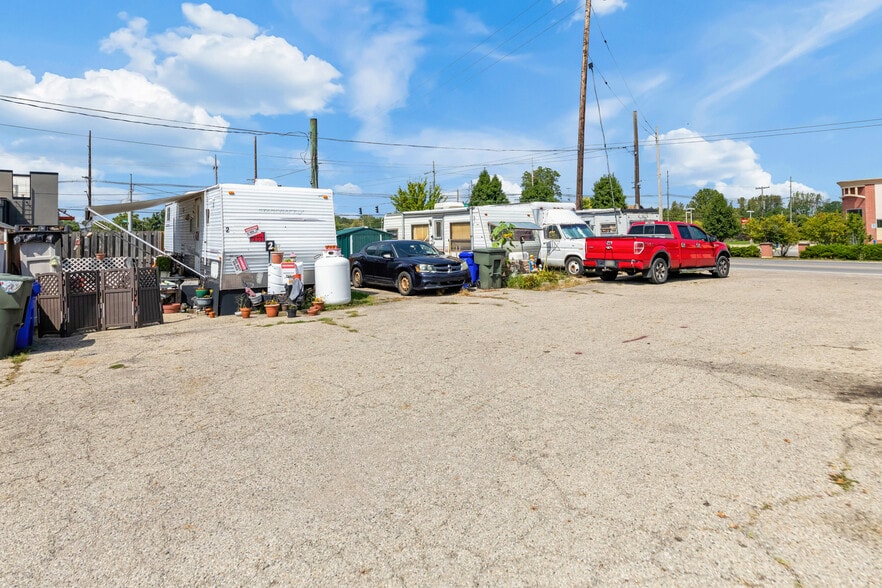 More Photos Of 39 Williams Rd, Columbus Land For Sale