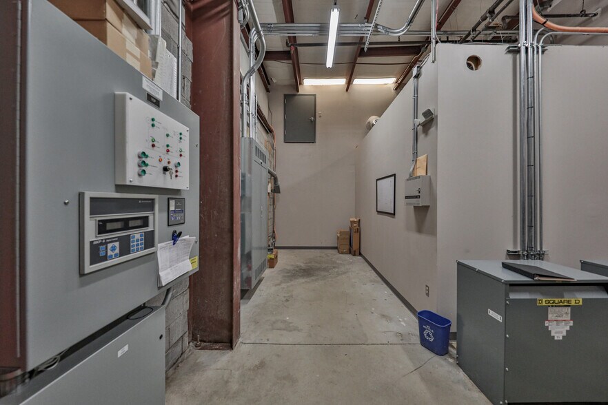 More Photos Of 2299 Brodhead Rd, Bethlehem Office For Sale