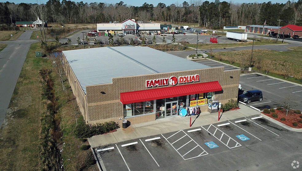 Primary Photo Of 7989 US Highway 117 S, Rocky Point General Retail For Lease